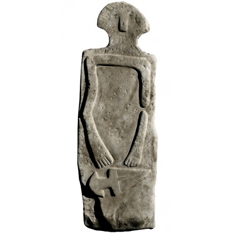 La nostra riproduzione della statua stele di Taponecco