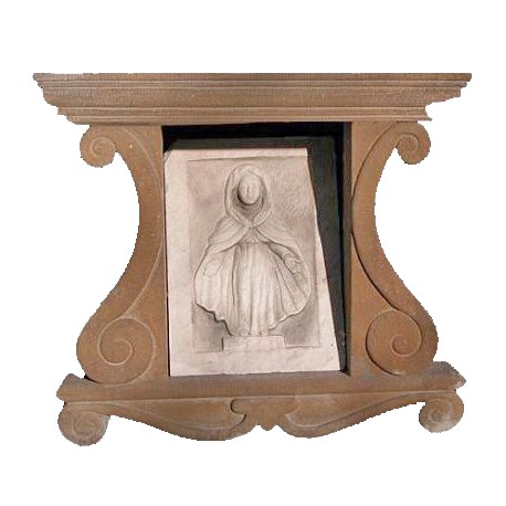 Niche in stone for Madonnas