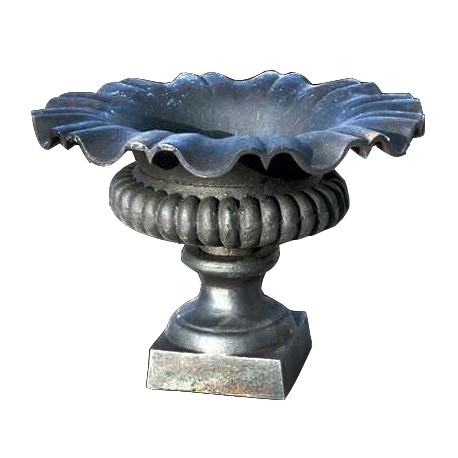 Cast iron vase with wavy edge