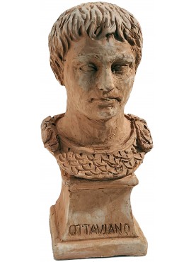 small Cesare Ottaviano Augusto tanagre