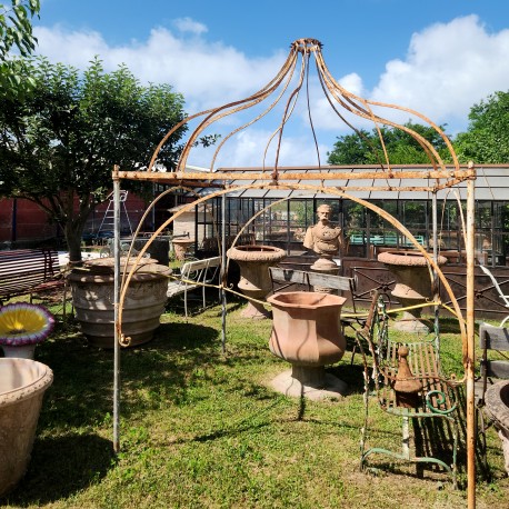 ancient Little forged iron exagonal Gazebo bersò