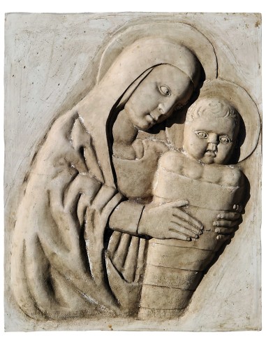 Copia di una Madonna col bambino antica di Pietrasanta